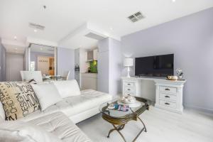 Belle Escapes - Bay View Lookout With Sea Views