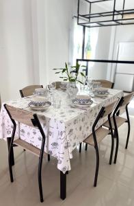 Sunshine villa Near beach Private Pool