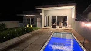 Casa com piscina em Torres RS praia de Itapeva