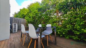 Modern 2-Bedroom Townhouse Near DFO & RMIT