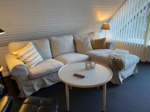 Beautiful And Well-Maintained Two-Level Holiday Home With Several Terraces And Lovely Sea Views Close To The Beach, Forest And The Charming Harbour