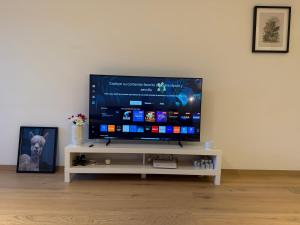 Cosy, Big, Central 2 Bedrooms Flat