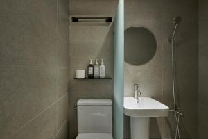 Eight Rest Hostel Jong-ro