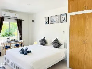 Sachi House Bangtao - Ban Thalat Choeng Thale