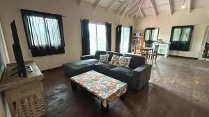 PIPA BEACH Beachfront with Beach Access - Big Bight