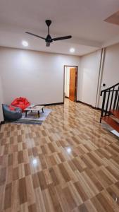 NEW! KG home 3 Bedrooms Free Wi-Fi