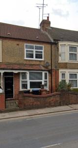 Spencer Bridge House by AFL