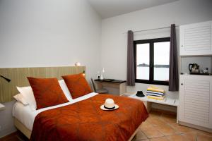 Hotels Le Relais Des Trois Mas : photos des chambres
