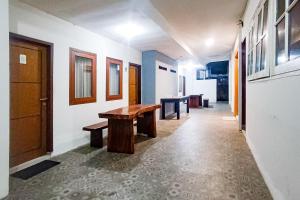 RedDoorz at RRR Guesthouse Mataram