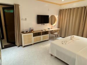 Alona Vida Beach Resort