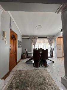 Everly4 Guest Apartment