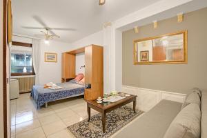 Robert House 50m From The Lake - Happy Rentals