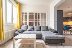 Appartements Grand appartement Reims gare centre 4 chambres : photos des chambres