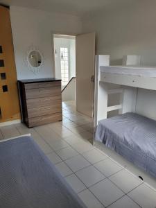 House in condominium, family friendly, beach front