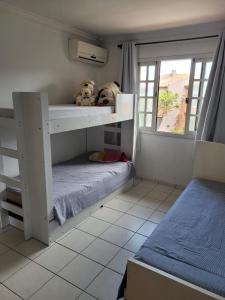 House in condominium, family friendly, beach front