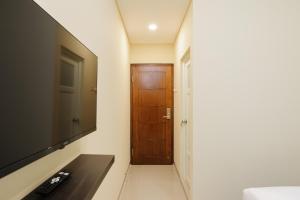 Urbanview Hotel Vineyard Cengkareng