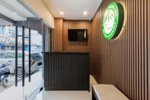 Urbanview Hotel Vineyard Cengkareng