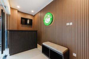 Urbanview Hotel Vineyard Cengkareng