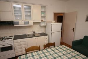 Apartments 150 meters from the sea - By TA Leut Agency