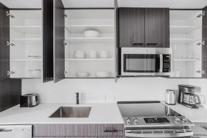 Blueground Downtown pool AC nr Capitol ATX-292