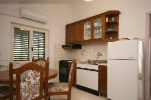 Apartments 150 meters from the sea - By TA Leut Agency