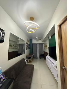 Modern and Cozy Suite at Shore Residences