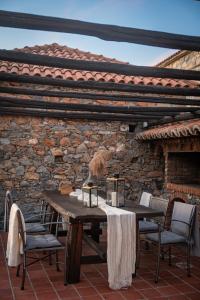 4 Seasons Premium Chalet & Massage Treatments