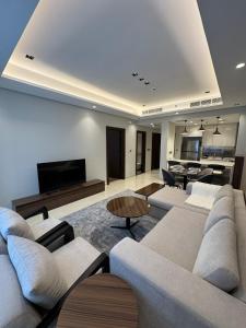 Luxury 1-BR in Business bay - 4-star hotels in Dubai
