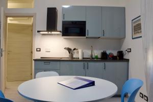 H2ome - Balbi in downtown near the station with parking on demand