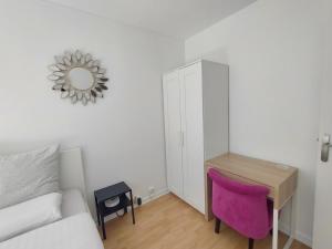 Cosy 2BR Apartment La Défense, 10min walk Metro