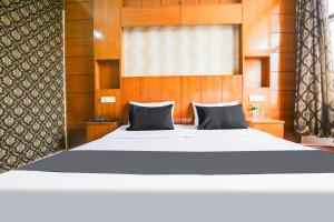 Hotel O Skyfox