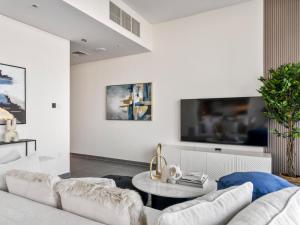 Serene 2BDR with Beach Scenery In Creek Edge- Creek Harbour