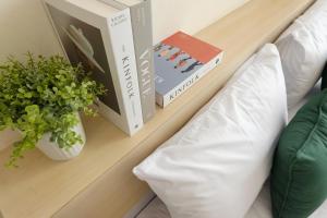 Calma 1BR I at TreePark Apartment