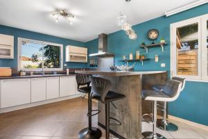 Le Trésor de Rochelongue Spacious Luxury Villa with Infinity Pool