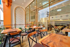 S79 Hotel Happy 88 Tran Hung Dao Street