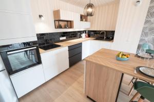 Elégant Appartement 2 chambres bord de mer par Groom