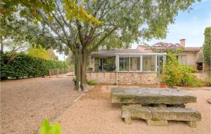 Maisons de vacances Lovely Home In Saint-Remy-De-Provence : photos des chambres