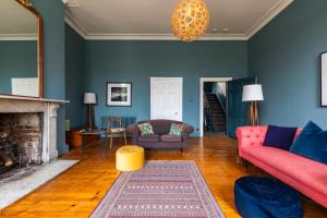 Grand Georgian Townhouse with Garden