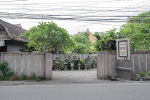 Rommeo Inn Lovina Mitra RedDoorz