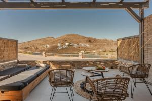 amal kythnos suites
