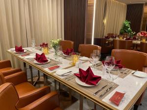 Halong sail Cruise 99