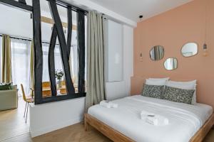 Relax in on Old Art Galery