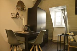 Stilvolle Altbauwohnung, Apartment Aus & zeit