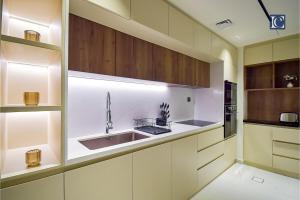 Luxury Escapes - Elegant 3 Bedroom plus Maids Room Apartment in JBR