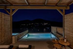 amal kythnos suites