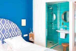 Hotels Les Bulles de Mer - Hotel & Spa sur la Plage : photos des chambres