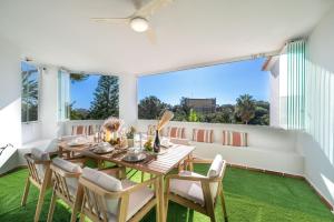 VACATION MARBELLA I Villa Azahar Retreat, Paradise for Golfers, Private Heated Pool, Close to the Best Beaches and High-end Restaurants