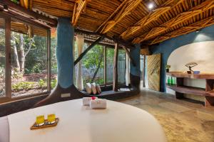 SaffronStays Maativan - 4BR Pet-Friendly Eco Villa with Private Pool, Nature Walks & Activities