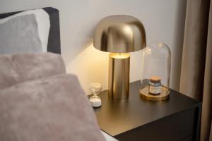 Gwiaździsta Elegant Apartment for 6 Guests with Balcony & Parking by Noclegi Renters