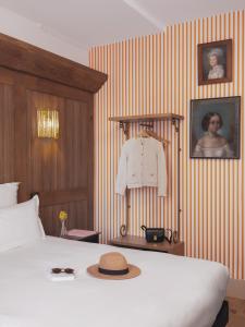 Hotels Hotel Madeleine De Senlis : photos des chambres